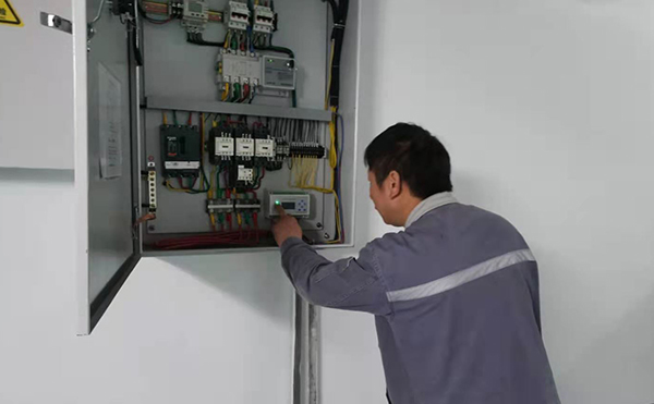 余压控制器的原理和优势